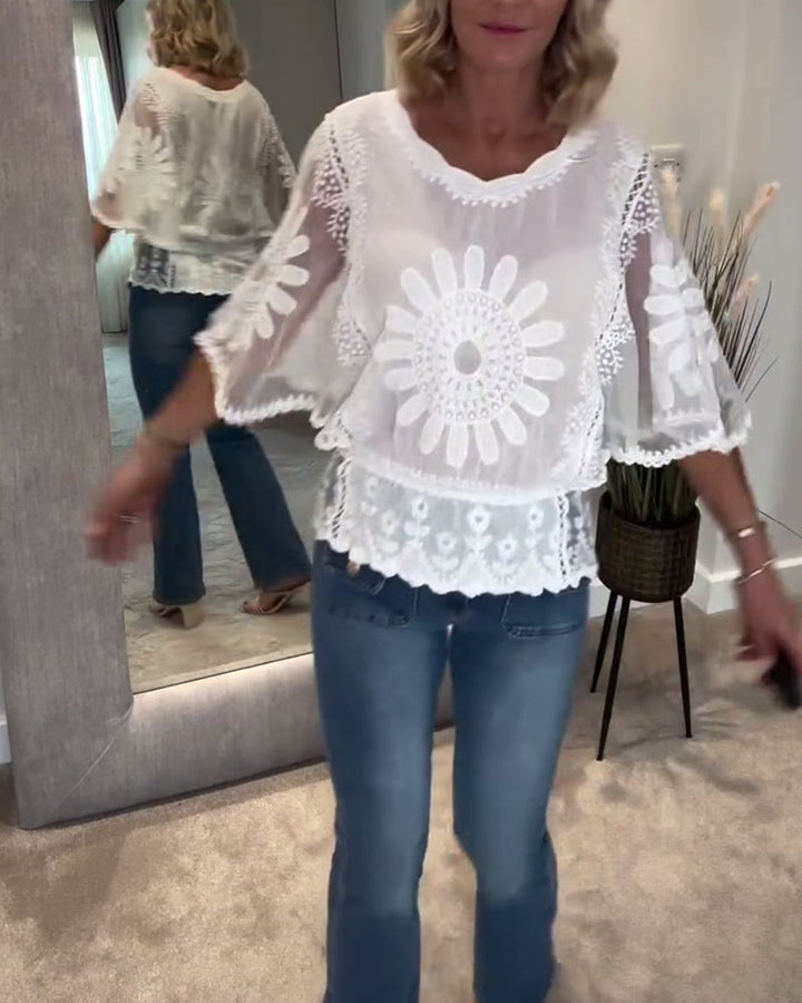 Blouse Brodée Chauve-Souris Dentelle