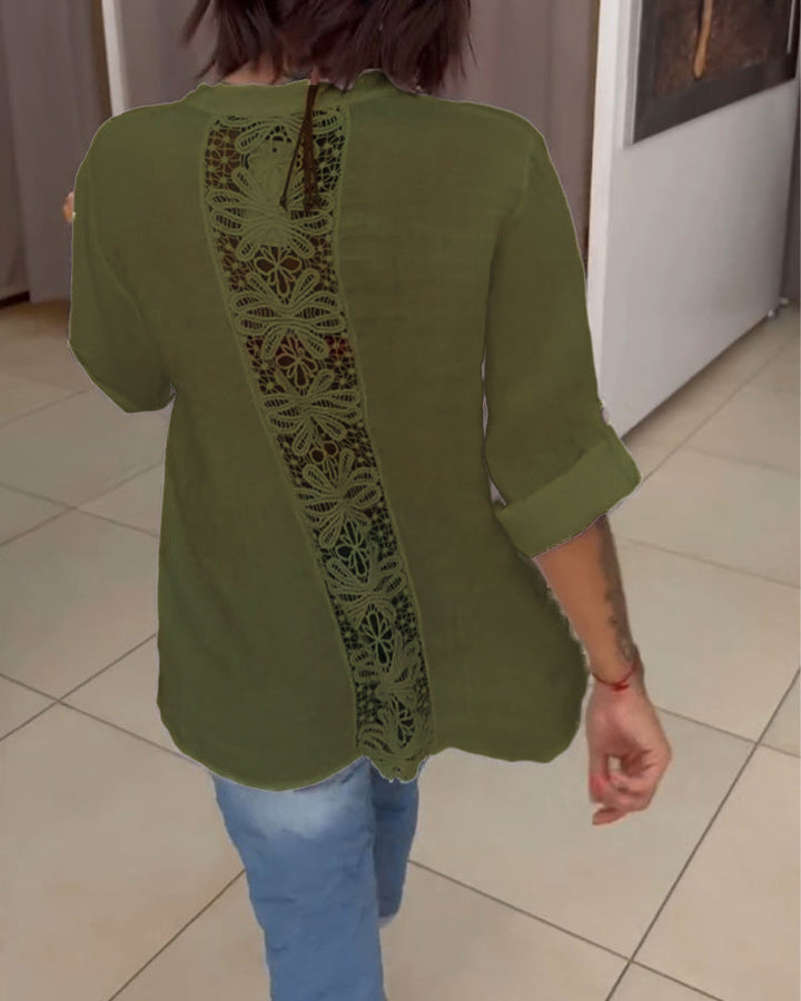 Chemise de couleur unie avec poches et boutons simples