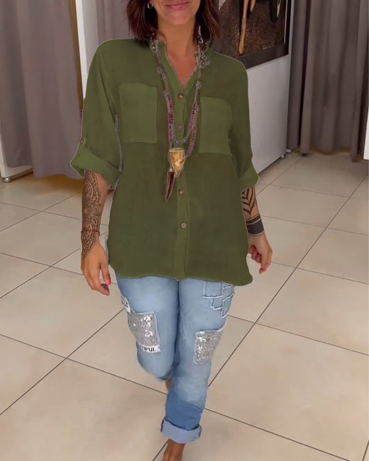 Chemise de couleur unie avec poches et boutons simples