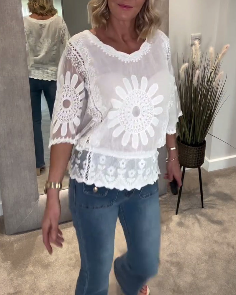 Blouse Brodée Chauve-Souris Dentelle