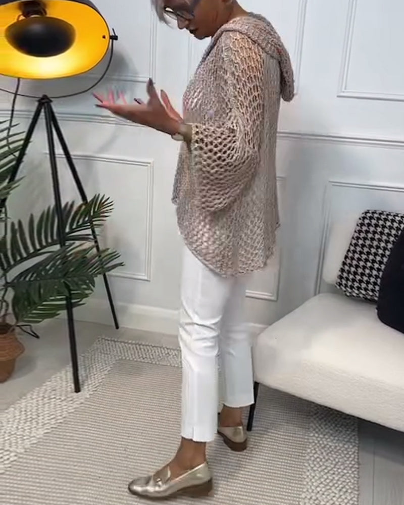 Pull à capuche uni à découpes étoiles